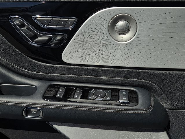 2027 Lincoln Aviator Reserve Premium
