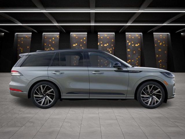 2027 Lincoln Aviator Black Label Premium