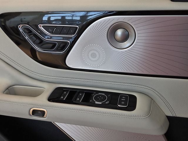2027 Lincoln Aviator Black Label