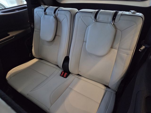 2027 Lincoln Aviator Black Label