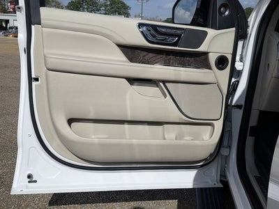 2018 Lincoln Navigator Select