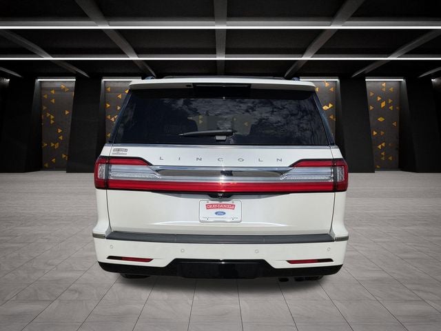 2018 Lincoln Navigator Select