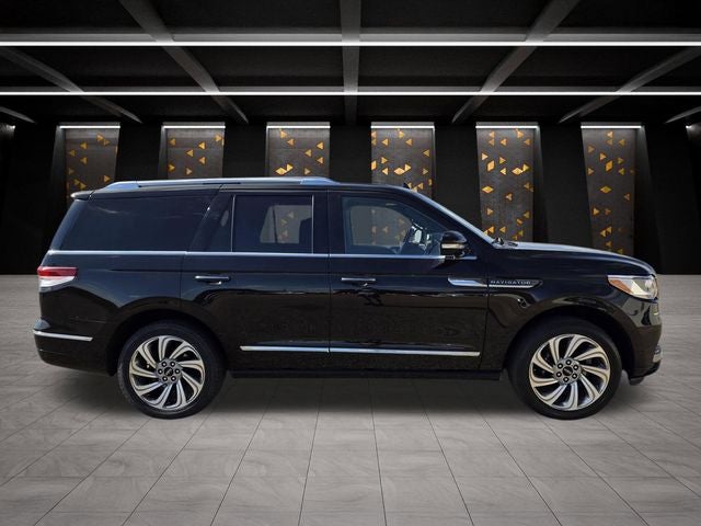 2022 Lincoln Navigator Reserve