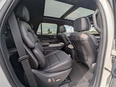 2025 Lincoln Navigator Reserve