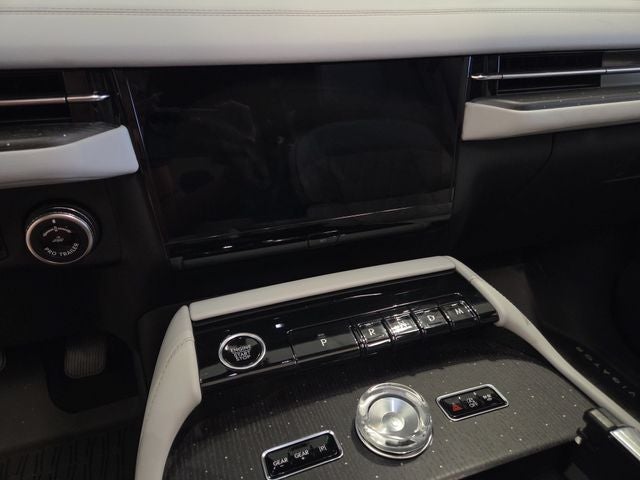 2027 Lincoln Navigator Black Label