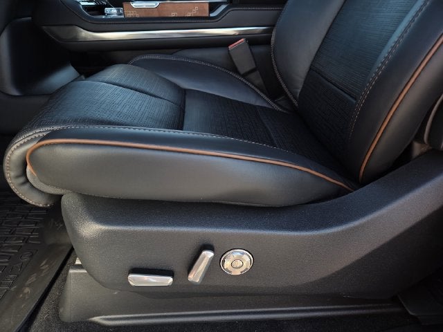 2027 Lincoln Navigator Black Label