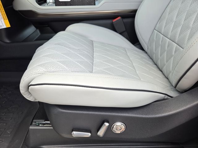 2027 Lincoln Navigator Black Label