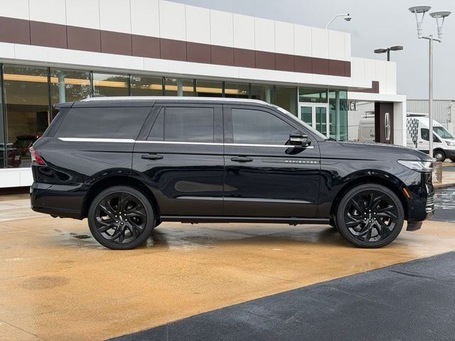 2025 Lincoln Navigator Black Label