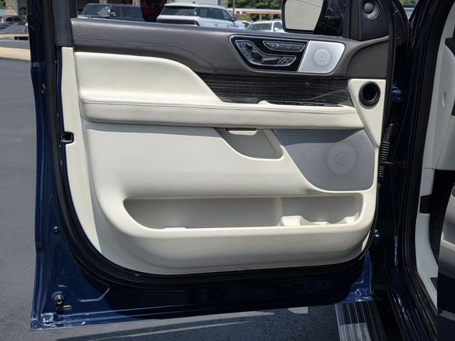 2020 Lincoln Navigator Black Label