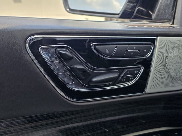 2020 Lincoln Navigator Black Label
