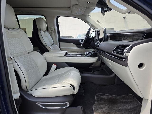 2020 Lincoln Navigator Black Label