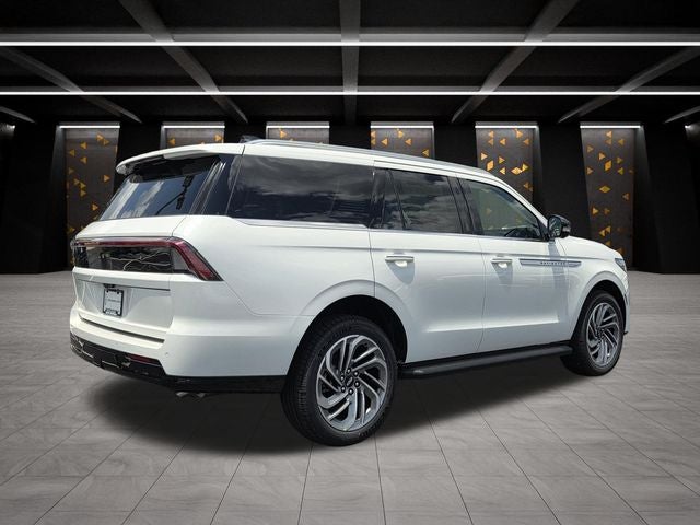 2026 Lincoln Navigator Premiere
