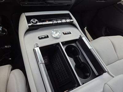 2026 Lincoln Navigator Premiere