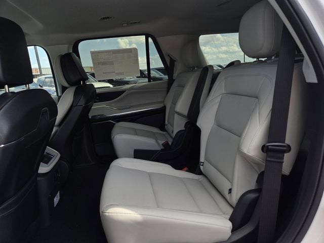 2026 Lincoln Navigator Premiere