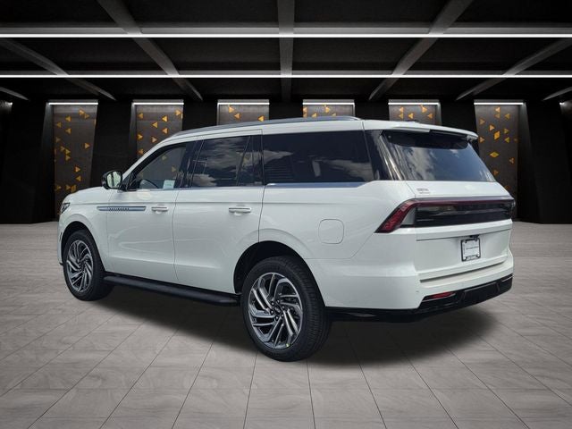 2026 Lincoln Navigator Premiere