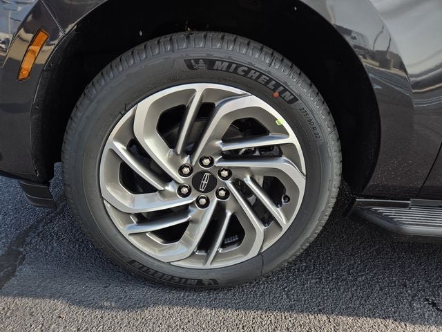 2027 Lincoln Navigator Premiere