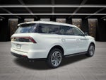 2027 Lincoln Navigator Premiere