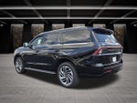 2027 Lincoln Navigator Premiere