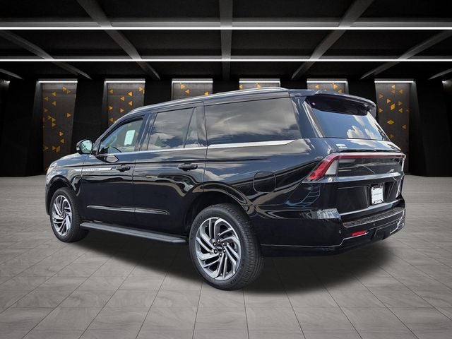 2027 Lincoln Navigator Premiere