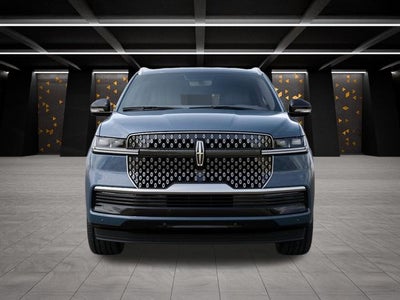 2027 Lincoln Navigator Premiere