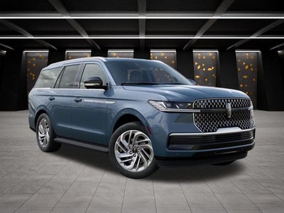 2027 Lincoln Navigator Premiere