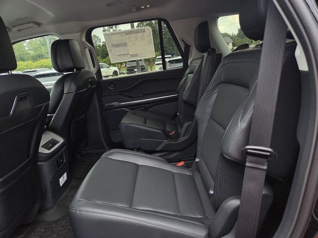 2027 Lincoln Navigator Premiere