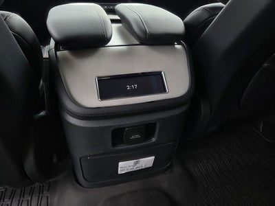 2027 Lincoln Navigator Premiere