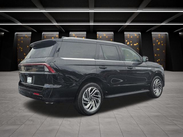 2027 Lincoln Navigator Premiere