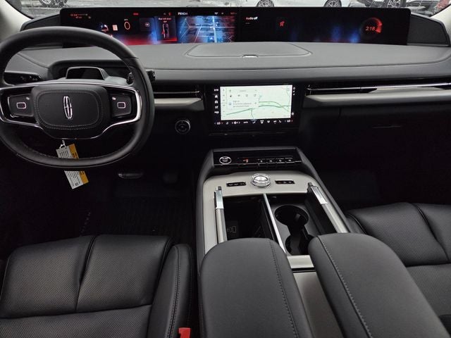 2027 Lincoln Navigator Premiere
