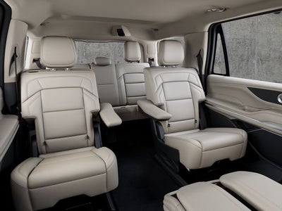 2027 Lincoln Navigator Premiere