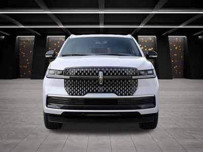 2027 Lincoln Navigator Premiere