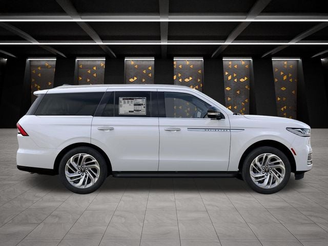 2027 Lincoln Navigator Premiere
