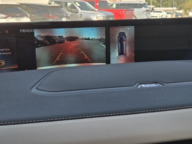 2027 Lincoln Navigator Premiere