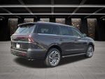 2027 Lincoln Navigator Premiere