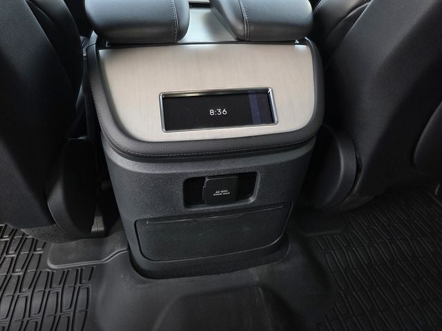 2027 Lincoln Navigator Premiere
