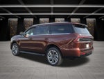 2027 Lincoln Navigator Premiere
