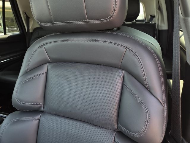 2027 Lincoln Navigator Premiere