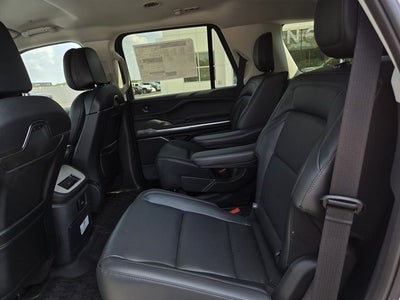 2027 Lincoln Navigator Premiere