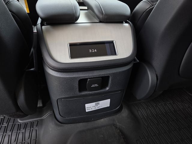 2027 Lincoln Navigator Premiere