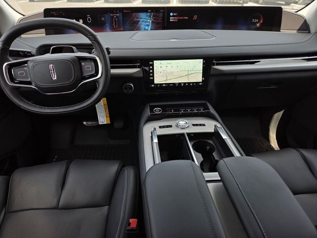 2027 Lincoln Navigator Premiere