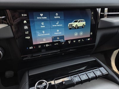 2027 Lincoln Navigator Premiere