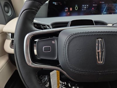 2027 Lincoln Navigator Premiere