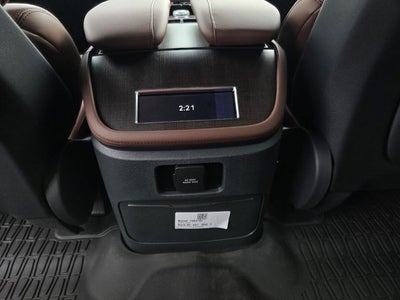 2027 Lincoln Navigator Reserve