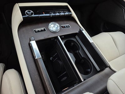 2027 Lincoln Navigator Reserve