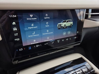 2027 Lincoln Navigator Reserve