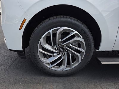 2027 Lincoln Navigator Reserve