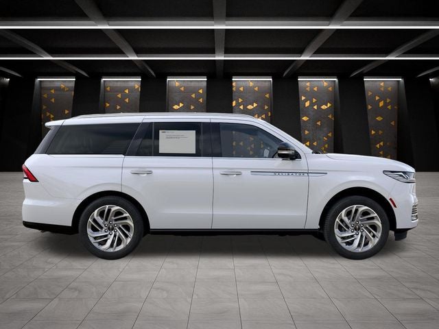 2027 Lincoln Navigator Reserve
