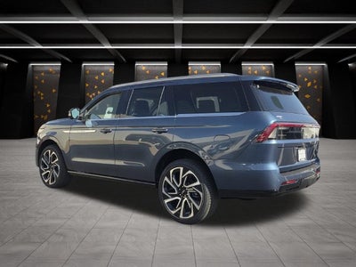 2027 Lincoln Navigator Reserve