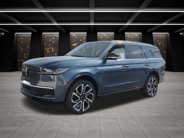 2027 Lincoln Navigator Reserve