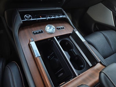 2027 Lincoln Navigator Black Label